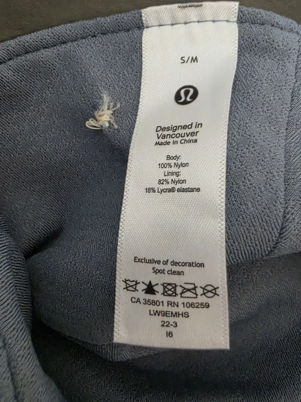 lululemon athletica lightweight bucket